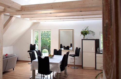 Budaliget Apartment | Beautiful new apartment with garden in Budapest, 11 km to the city center