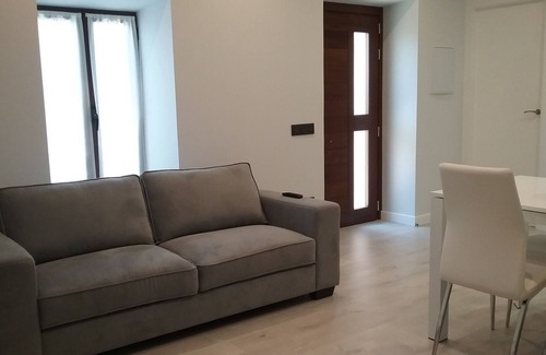 Fermoselle House | Beautiful new design house in the center of Fermoselle