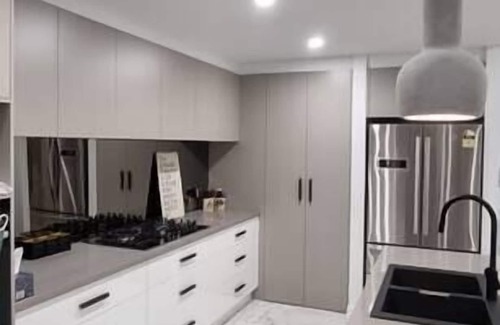 Throsby House | Beautiful New home in Throsby with 5 Bedrooms