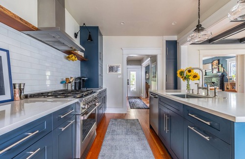 Stevens House | Beautiful North Cap Hill Craftsman with Hot Tub