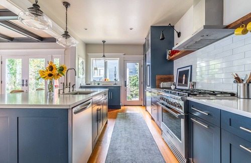Stevens House | Beautiful North Cap Hill Craftsman with Hot Tub