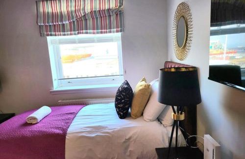 Leith Apartment | Beautiful Ocean Drive Apt-7 Beds