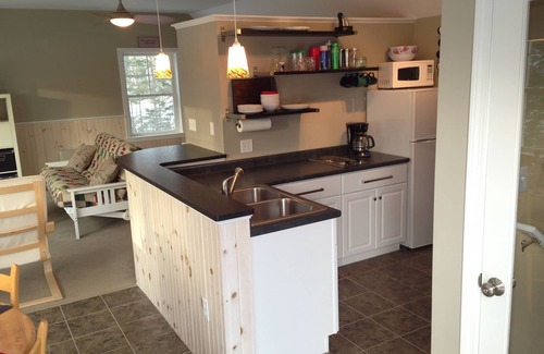 Yarmouth Apartment | Beautiful Oceanfront Apartment, scenic views and water access