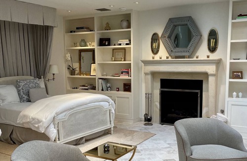 Oak View House | Beautiful Ojai Valley guest house w/private pool & hot tub