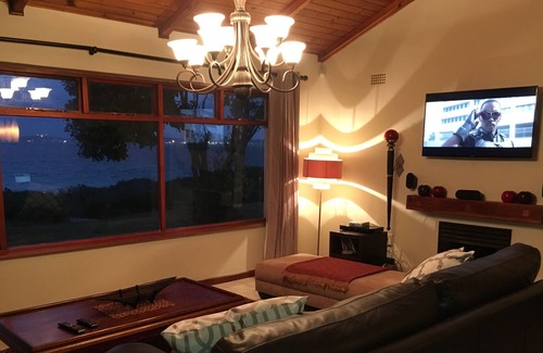 Saldanha House | Beautiful on the beach property perfect for a relaxing get away.