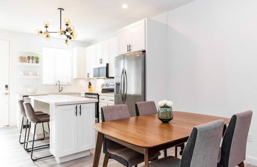 Long Bay House | Beautiful Property- Walk to Beach! -CV41-2
