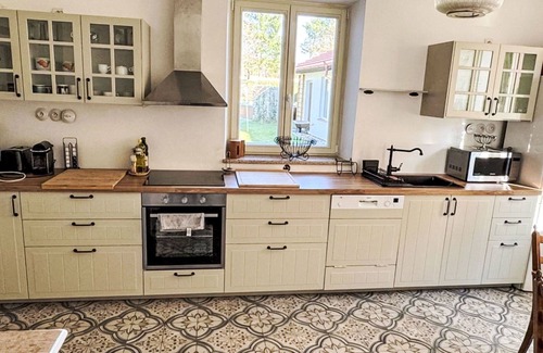 Sudomerice u Bechyne House | Beautiful private villa for 11 guests with WIFI, TV, patio, pets allowed and parking