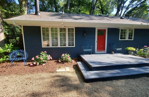 Michiana Cottage | Beautiful Private Cottage, Sleeps 6, Walk to Beach