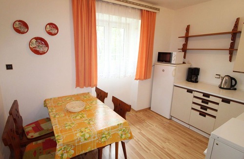Sedlec Villa | Beautiful private villa for 8 guests with private pool, TV, pets allowed and parking