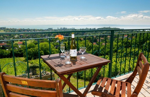 Abrahamhegy House | Beautiful private villa for 4 guests with A/C, WIFI, TV, patio and parking