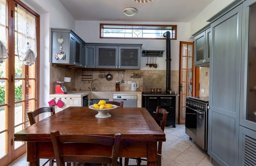 Follonica House | Beautiful private villa for 9 people with A/C, WIFI, TV, patio, pets allowed and parking