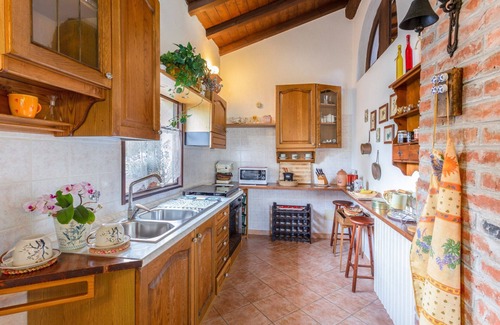 Vicchio House | Beautiful private villa for 7 people with private pool, WIFI, TV, balcony and panoramic view