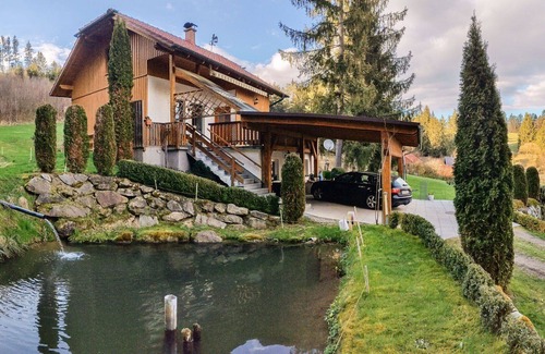 Berg bei Rohrbach House | Beautiful private villa with WIFI, hot tub, TV, terrace, pets allowed and panoramic view
