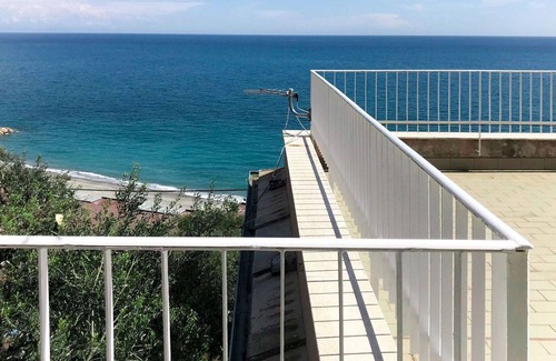 Torre del Mare House | Beautiful private villa for 7 people with WIFI, TV, terrace, pets allowed and parking