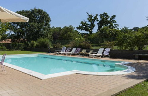 Vetralla Villa | Beautiful private villa for 8 people with private pool, WIFI, A/C, TV, patio and parking