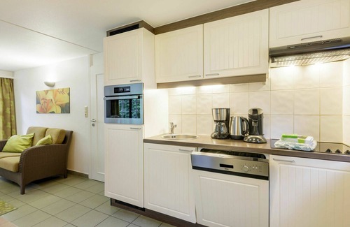 Mol House | Beautiful private villa for 4 guests with pool, WIFI, TV, terrace and parking
