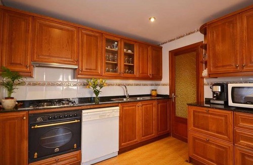 El Toro Villa | Beautiful private villa for 8 guests with WIFI, TV and patio