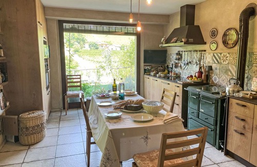 Asti House | Beautiful private villa for 6 people with A/C, WIFI, TV, terrace and parking