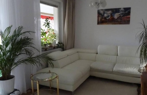 Lankwitz Condo | Beautiful, quiet apartment in the countryside in Berlin-Steglitz