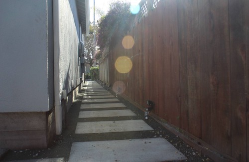 Redwood City Apartment | Beautiful quiet studio in the heart of Silicon Valley