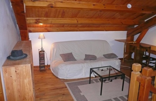 Saugues House | Beautiful quiet stone house in peaceful hamlet in Auvergne
