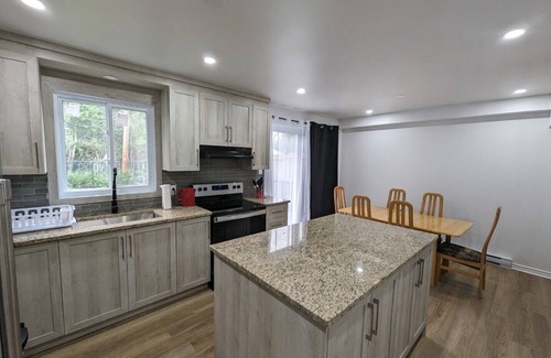 Sainte-Dorothee House | Beautiful recently renovated house semi-detached in Laval.