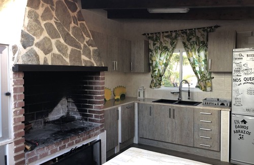 Alcanar Ski Chalet | Beautiful Relaxing Villa with Private Pool