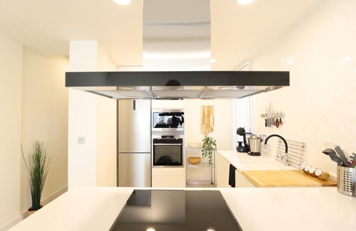 Port de Sagunt Apartment | Beautiful renovated apartment in Puerto de Sagunto, 3 bedrooms, air conditioning, near beach