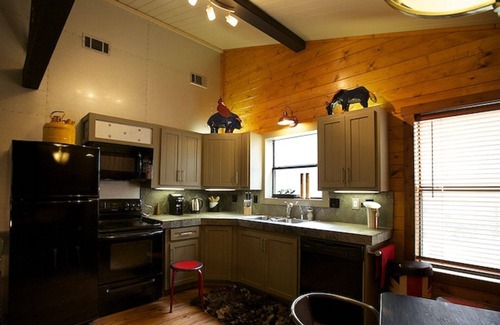 Conroe House | Beautiful retreat home 19 acres, Close to Lone Star Expo Center and Lake Conroe