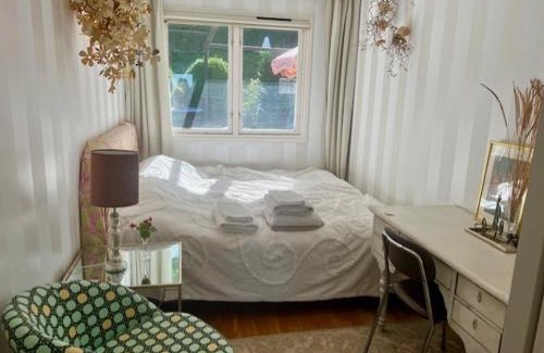 Bastad House | Beautiful rooms in a charming Båstad villa top location near the beach and town center
