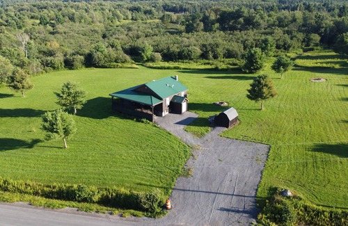 South Rutland Cabin | Beautiful Rustic Cabin - Heart of Tug Hill - Directly on Snowmobile/ATV Trail