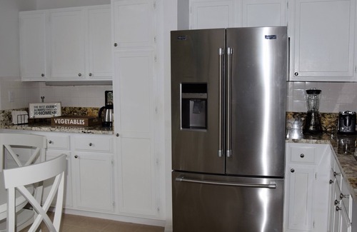 Wabasso Beach House | Beautiful Sea Oaks Cottage - Tennis, Private Beach Access, Marina, Pool, Club
