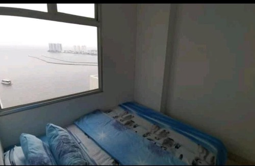 Pluit Apartment | Beautiful Sea view 2BR Strong WiFi Connected to the mall (32)