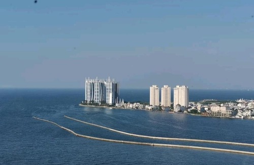 Pluit Apartment | Beautiful Sea view 2BR Strong WiFi Connected to the mall (32)