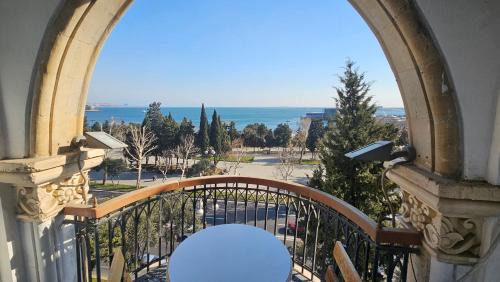 Baku Old Town Apartment | Beautiful sea view