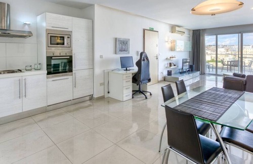 Pieta Apartment | Beautiful seafront home with private balcony & BBQ