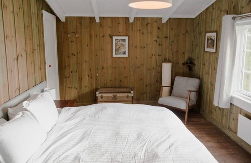 Hvaler House | Beautiful & Secluded Beach House on Kirkøy Hvaler. Unique and tranquil. Sleeps 8