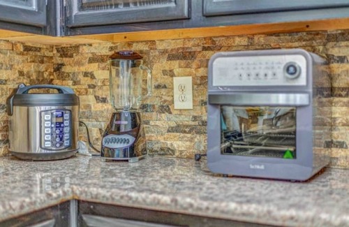 Mission Glen Estates House | Beautiful Silver Spring Home in Houston Southwest