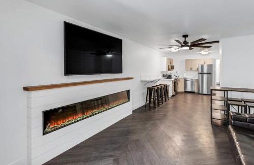 Beaver Apartment | Beautiful Ski-in Ski-out Condo Located On The Eagle Point Resort! condo