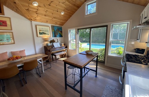Shinnecock Hills Cottage | Beautiful Southampton Cottage with Saltwater Pool steps from Bay