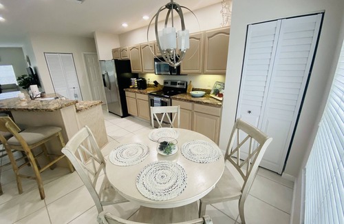 Venetian Shores House | Beautiful, Spacious, Single Story Home - Islamorada