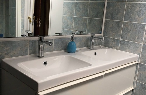 Pondaurat Bed & Breakfast | Beautiful stone house with swimming pool in a protected nature setting