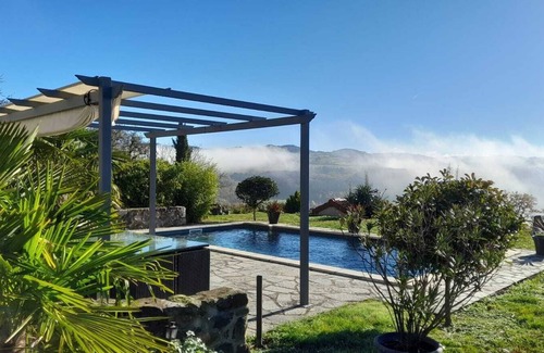 Usson House | Beautiful stone house , heated pool,1 hectare of land. Family friendly,local
