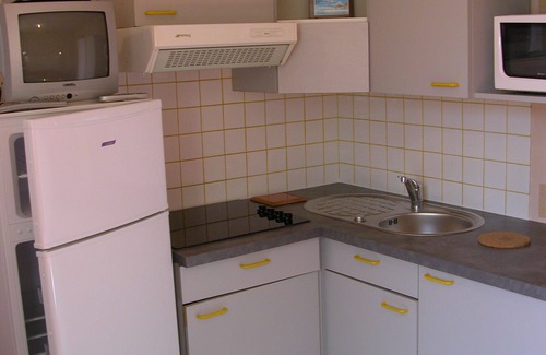 Neris-les-Bains Apartment | beautiful studio quiet