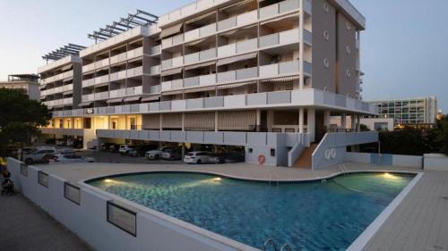 Bibione Apartment | Beautiful studio apartment in a seafront building