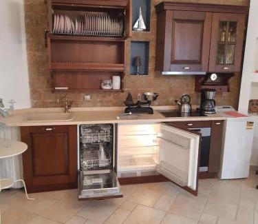 Afytos Apartment | Beautiful Studio in traditional Afytos Halkidiki-UVC sterilized