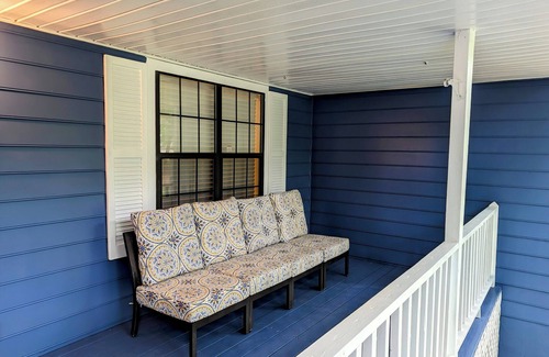 Jonesboro House | Beautiful suburban oasis located near Clayton County Park and restaurants.