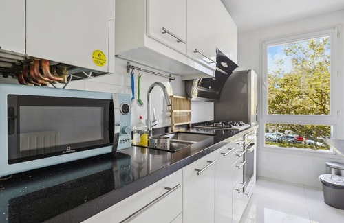 Bussy-Saint-Georges Apartment | Beautiful T4 Appartement 8 Personnes Proche Disney+ Parking Privé