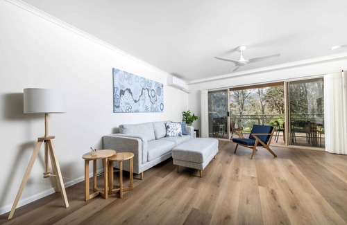 Narrabundah House | Beautiful Townhouse in Narrabundah ACT