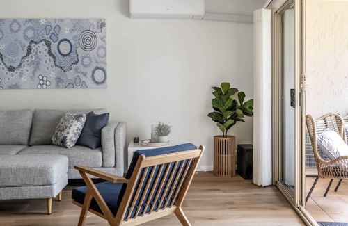 Narrabundah House | Beautiful Townhouse in Narrabundah ACT